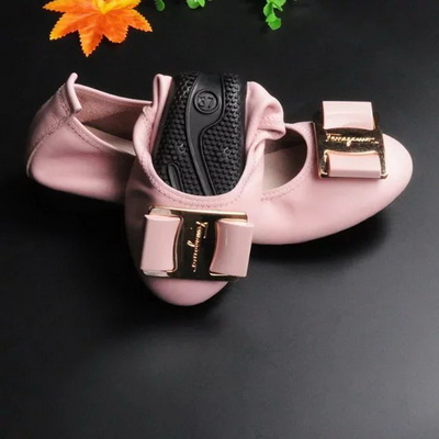 Ferragamo Shallow mouth flat shoes Women--044